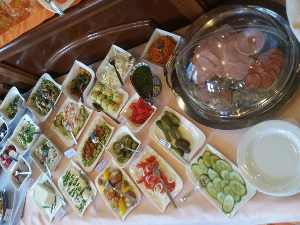 Hotel Restauracja Podzamcze Щецин Экстерьер фото