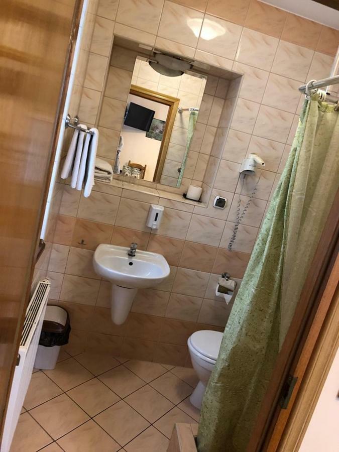 Hotel Restauracja Podzamcze Щецин Экстерьер фото